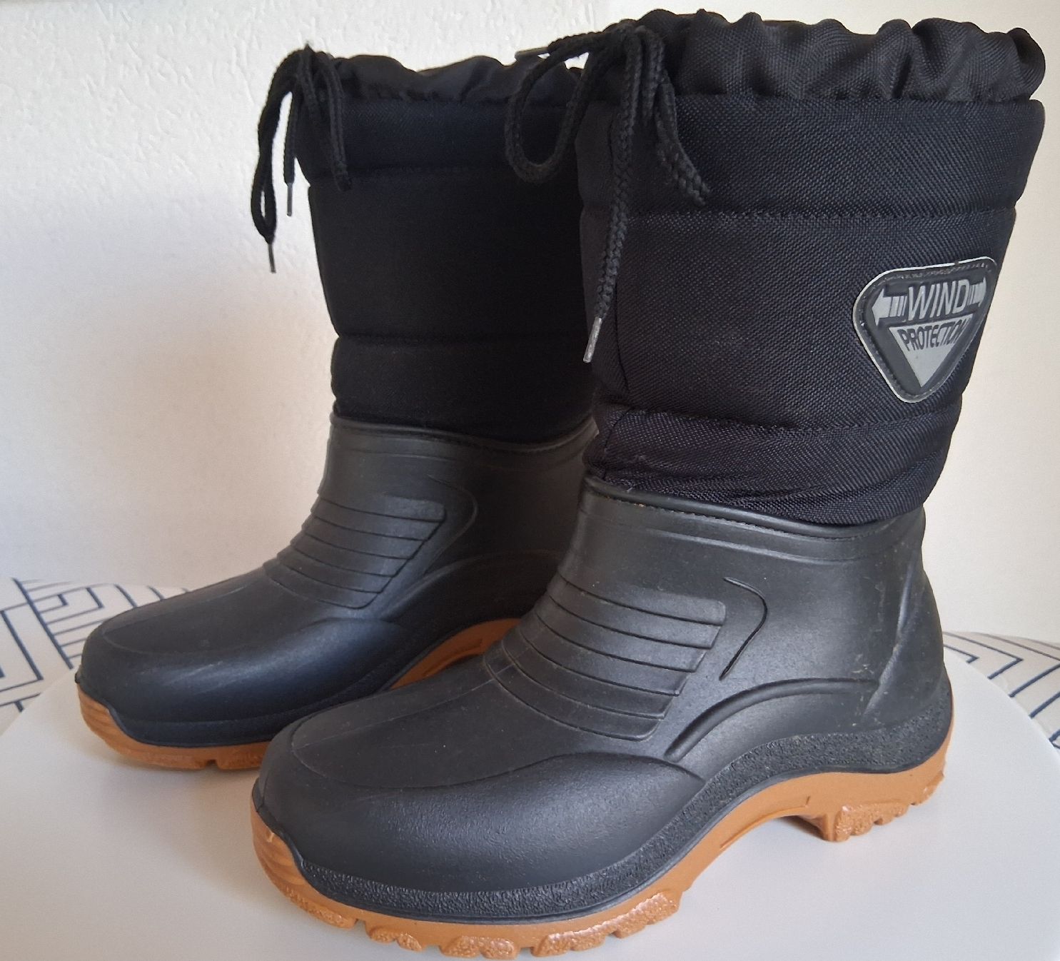 Scarpe da uomo: Stiefel Gr.37 Extend Dinamic Shoes – Usato da Aarburg venduto da brujil 1