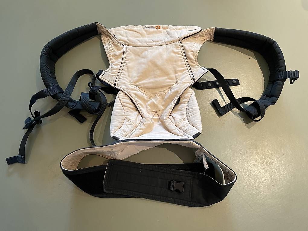 Porte-bébés ventraux & dorsaux: Ergobaby 360 – D'occasion à Bern par Sandra_Ce 1