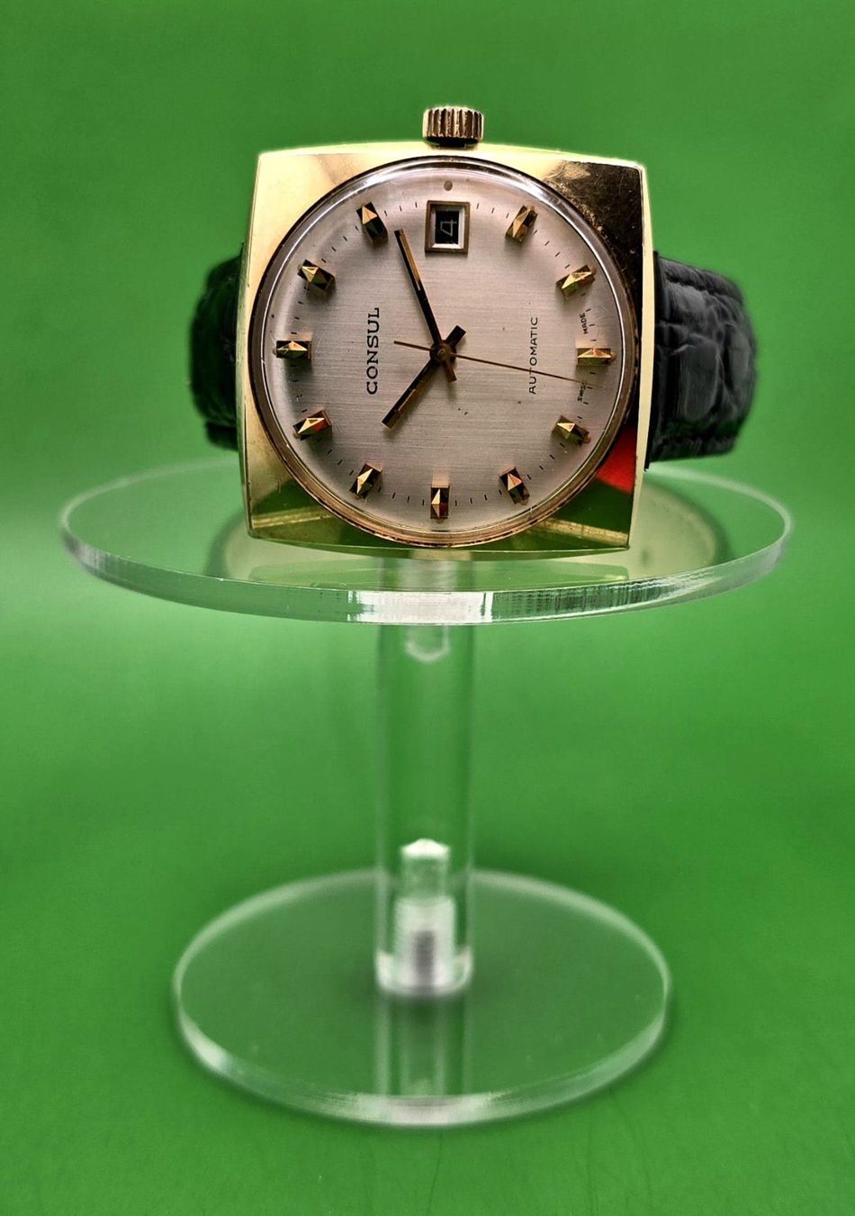Omega Uhren: CONSUL AUTOMATIC DATE SWISS MADE MUTTERGESELLSCHAFT VON MAUR – Gebraucht aus Neftenbach von Taschen-Uhren