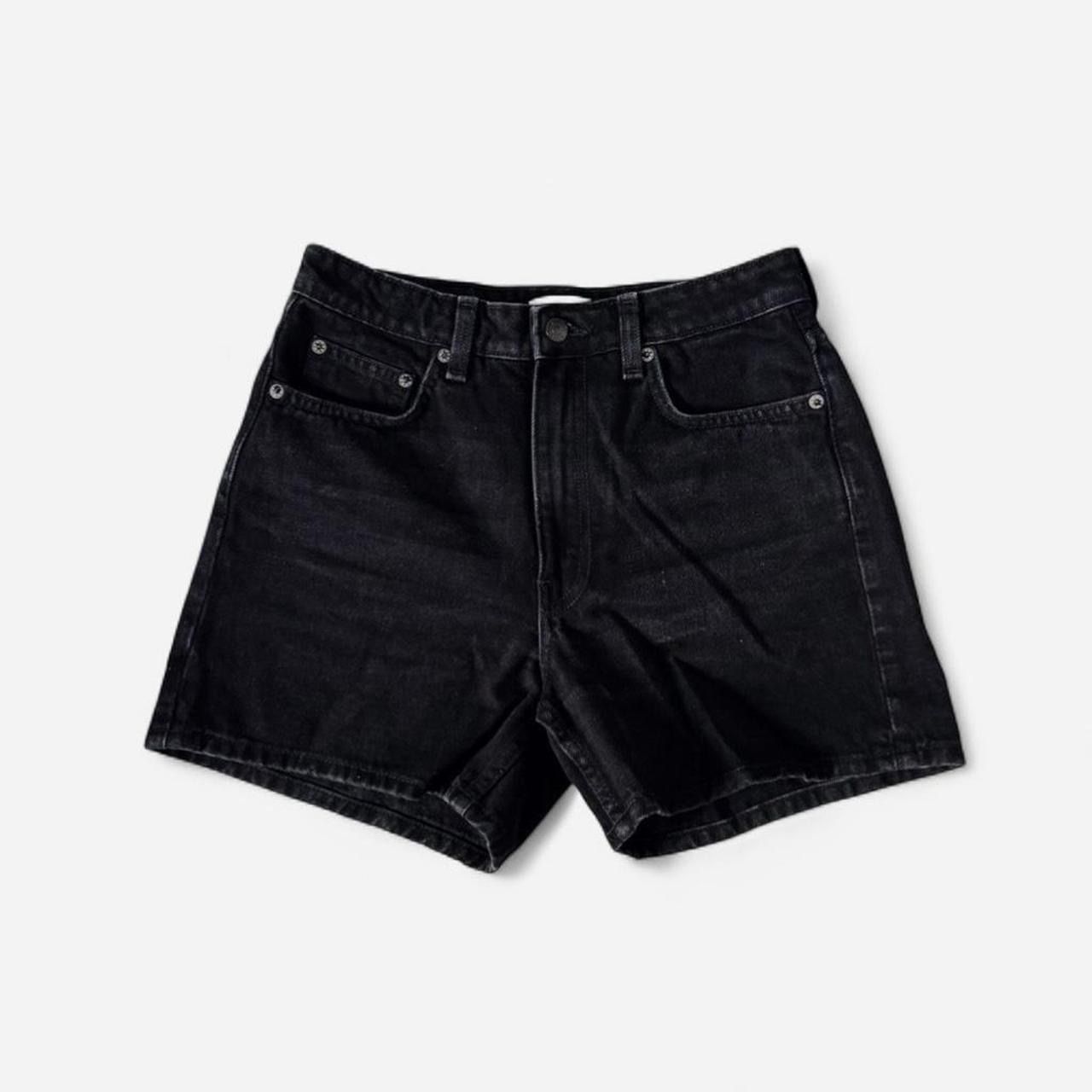 Weekday Jeans: WEEKDAY eya denim shorts – Usato da Zürich venduto da h_studio_edit