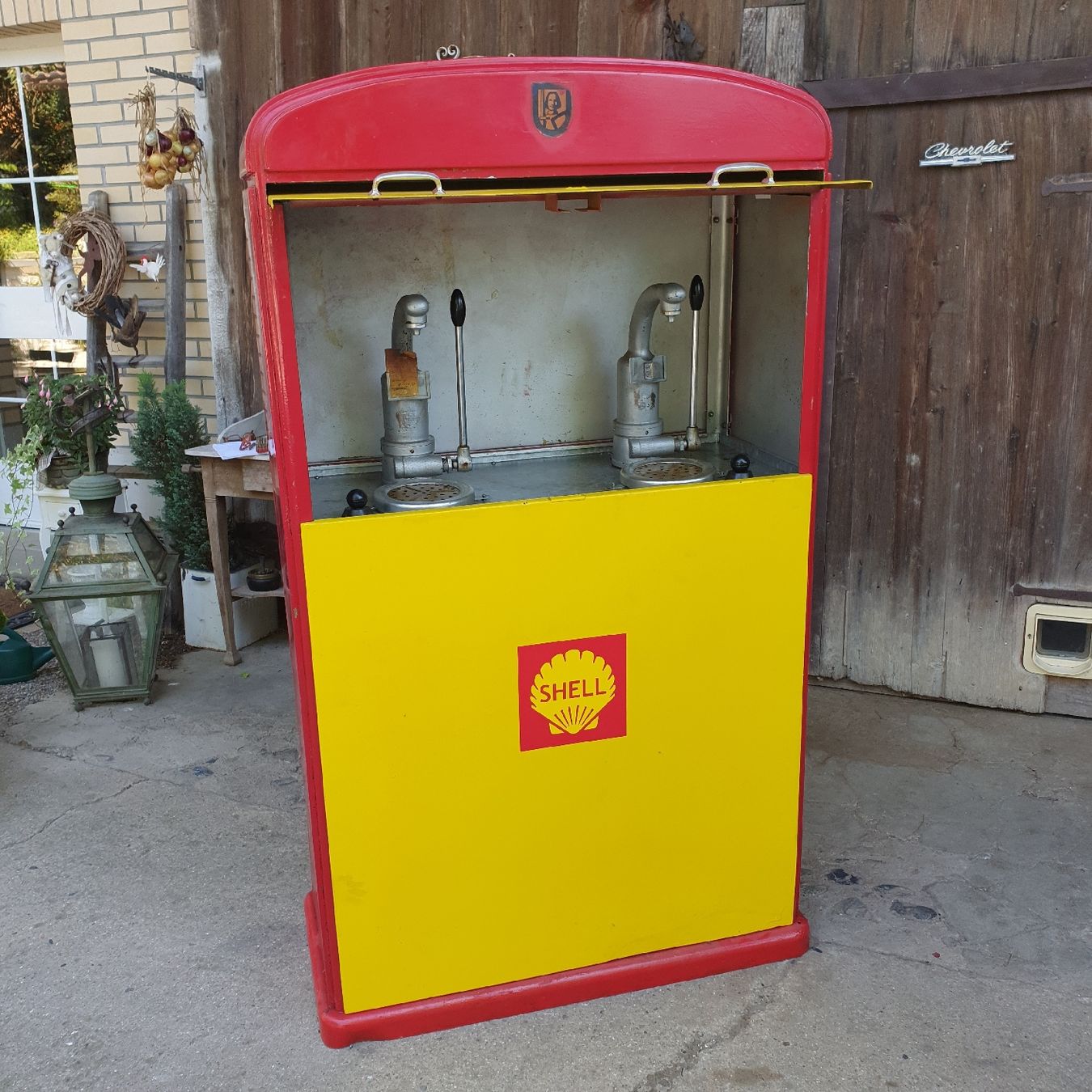 Shell Altre raccolte & rarità: Oelkabinett Shell Retro Antik – Usato da Uesslingen venduto da 1Atelier
