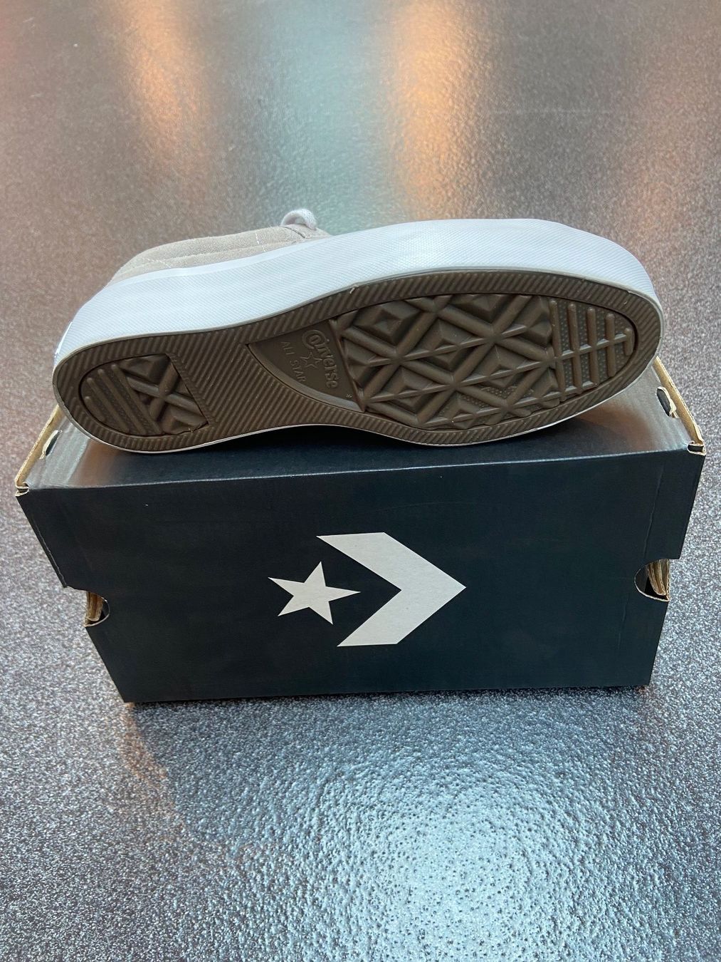 Converse Scarpe da donna: CONVERSE       GR. 39     INNENSOHLENLÄNGE  24.5 cm – Nuovo e nell'imballaggio originale da Zürich venduto da LIQUIDATOR.CP 1