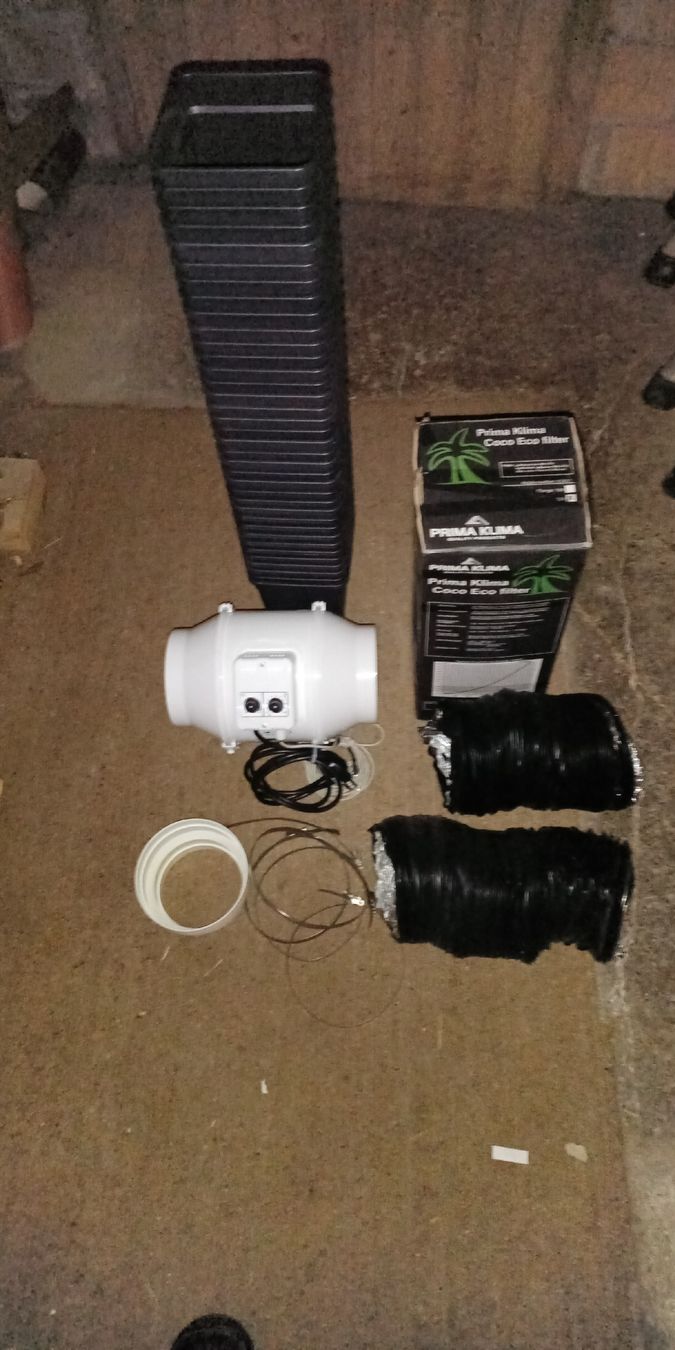 Altro: Lüfter und Filter zu Growbox – Usato da Signau venduto da B4SS
