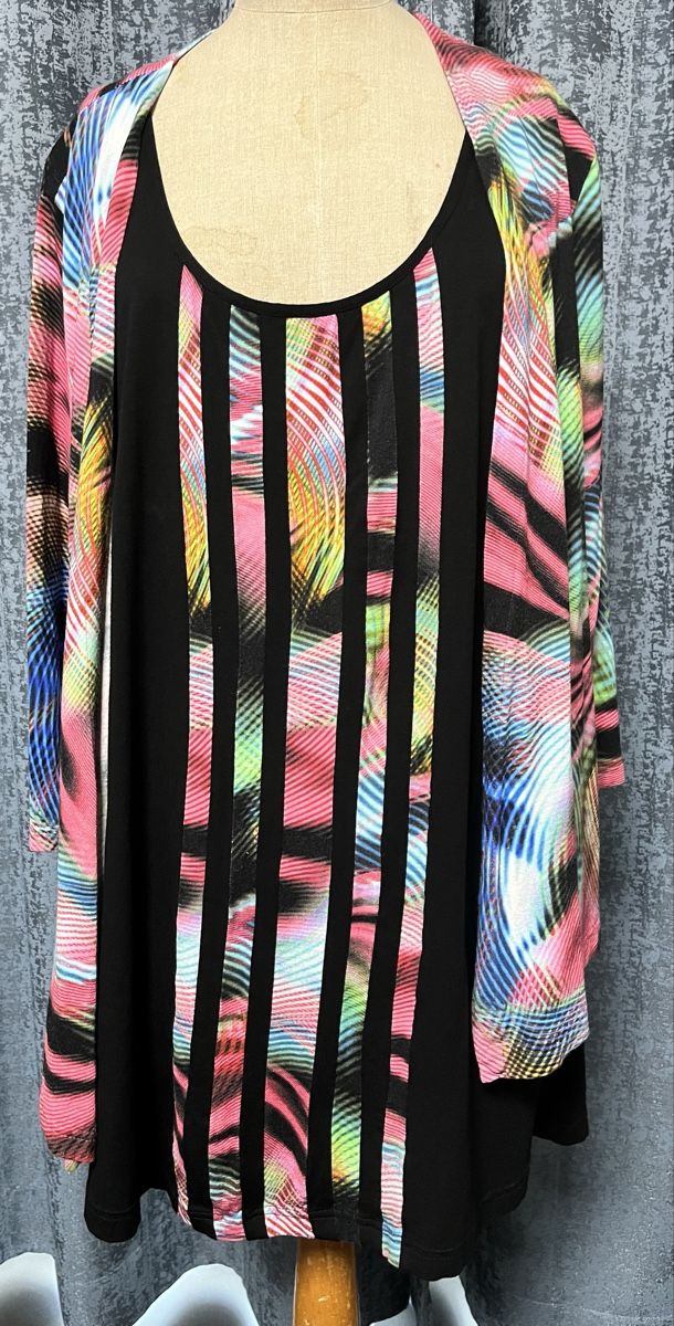 Lotti di vestiti: Sommertop mit offenem Cardigan Gr. 48 – Nuovo (secondo la descrizione) da Eglisau venduto da regulmei