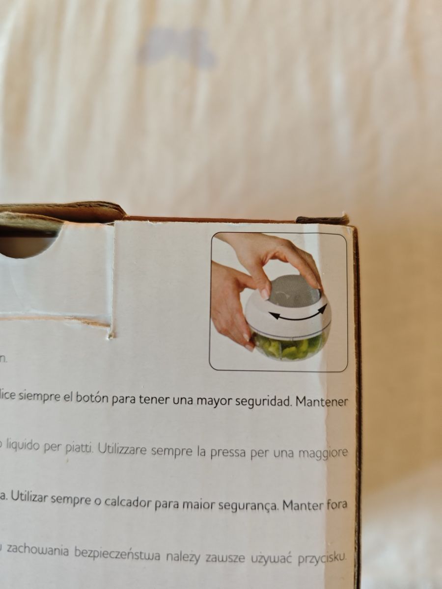 Cucine complete: Mini Food Chopper, New in Box – Usato da Genève venduto da Noemie.wrmsi 8