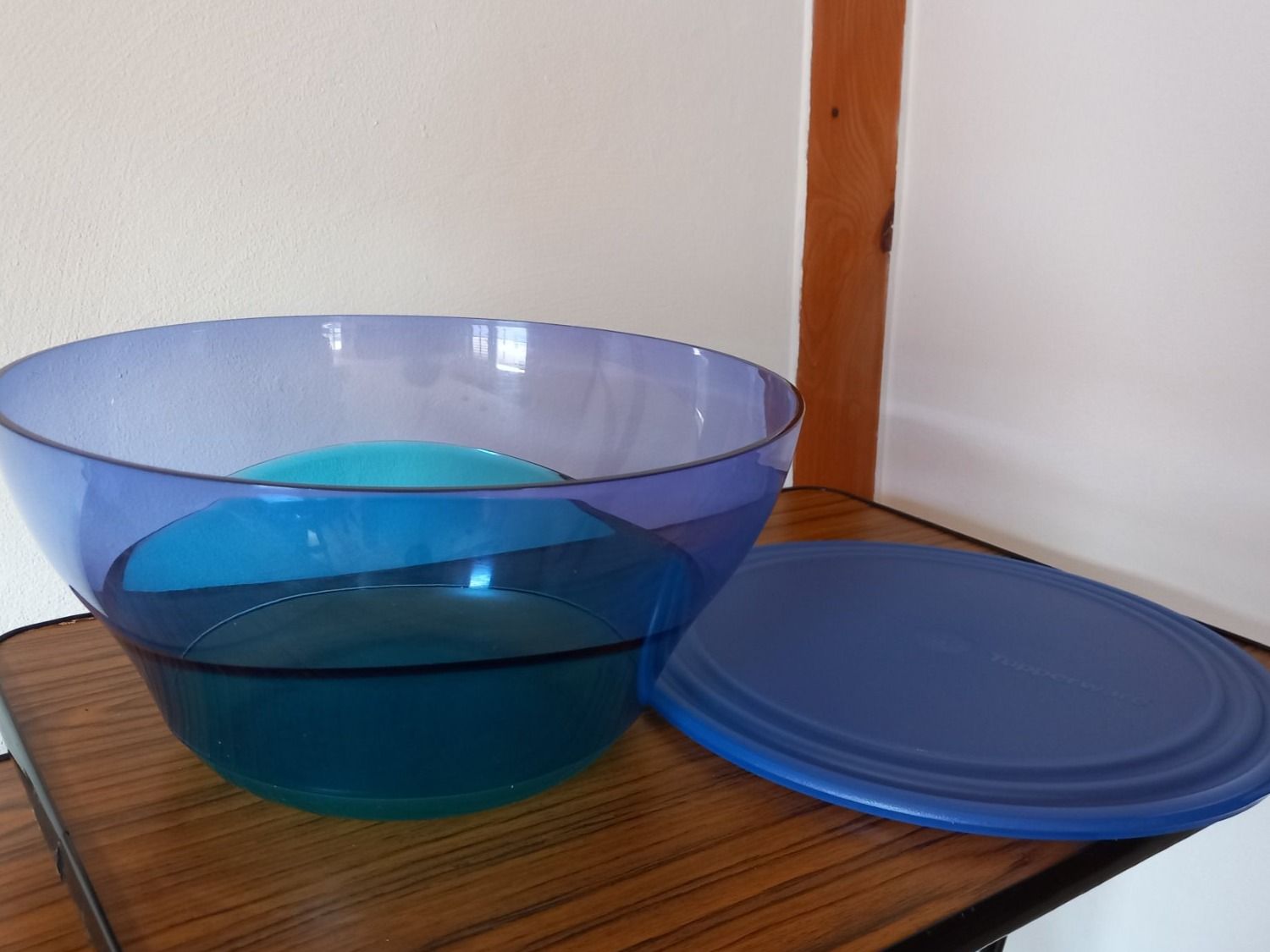Schalen: Tupperware Eleganzia 4,6Liter – Gebraucht aus Nänikon von  3
