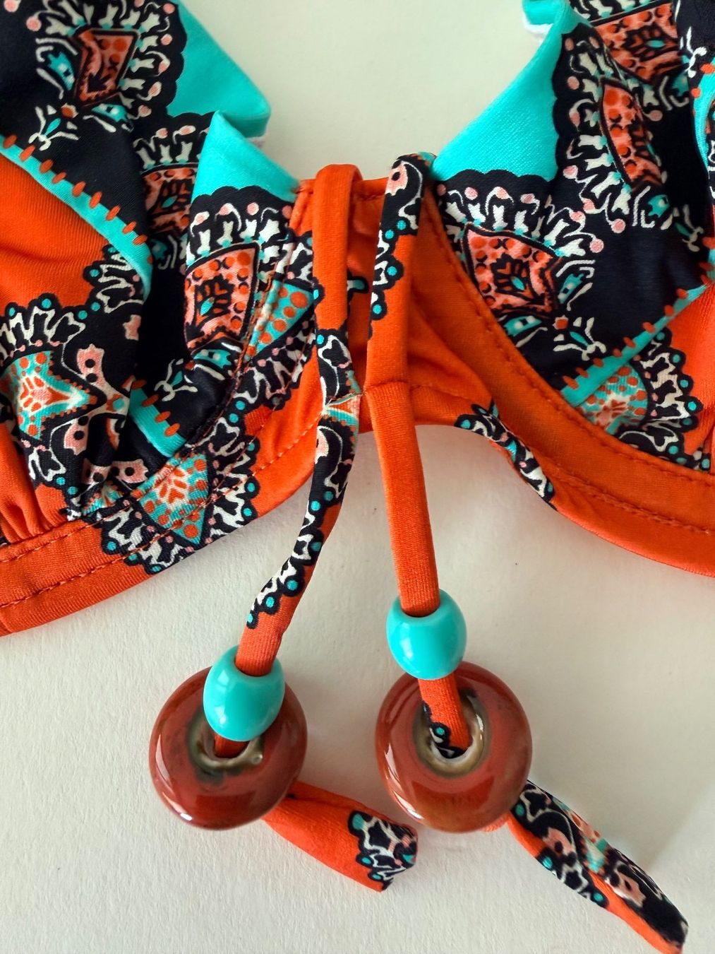 Chantelle Badekleider & Bikinis: CHANTELLE, Bikini, Grösse 75C/38, Farbe Orange mit Muster – Neu und originalverpackt aus Rudolfstetten von gst_g7xl 1
