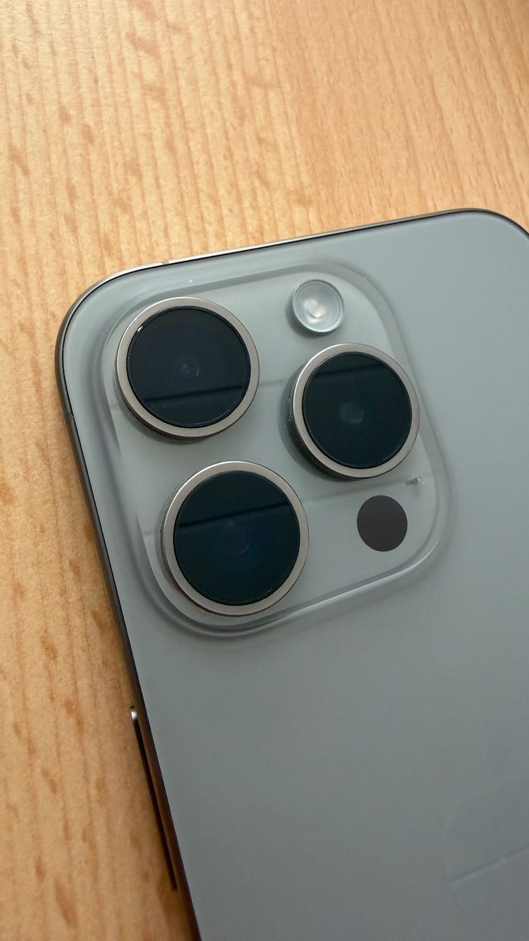 Apple Telefoni cellulari / Smartphones: Apple Iphone 15 Pro 256GB – Usato da Bonstetten venduto da Ugak1 3