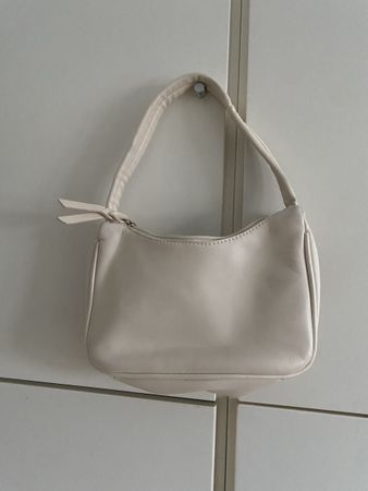 Schicke beige Handtasche