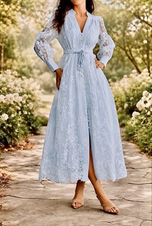 Elegantes Spitzen-Maxikleid in Babyblau| Boho