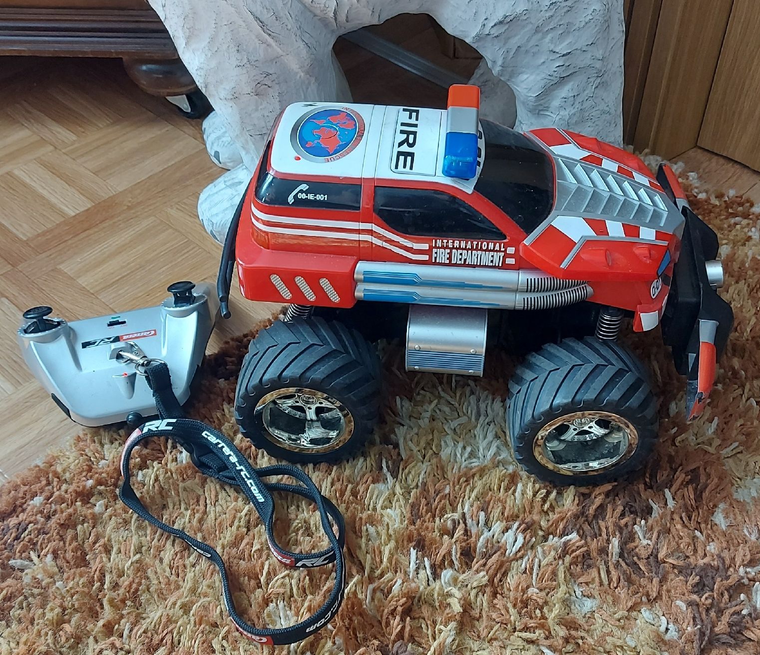 Modellismo RC: RC Ferngesteuertes Feuerwehrauto – Usato da Steinen venduto da bruvlatur86