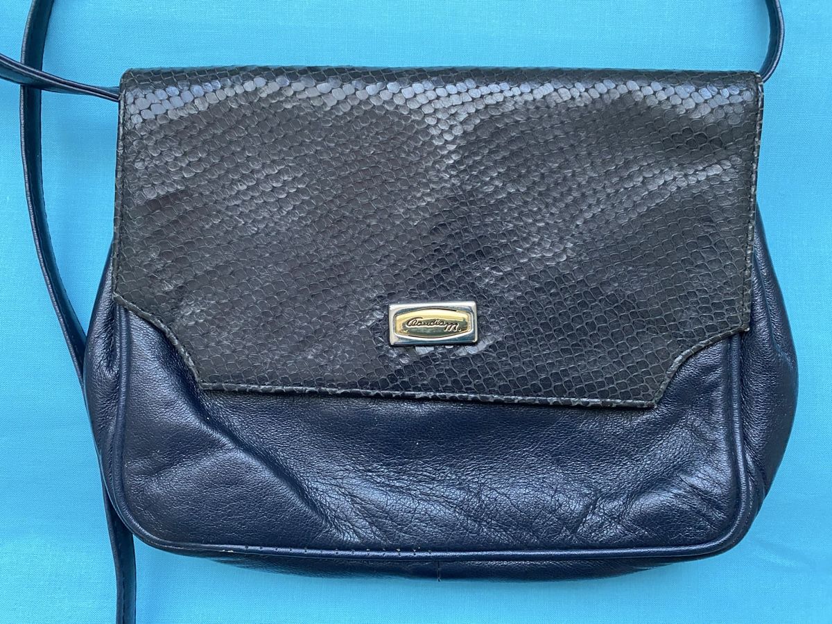 Borse da donna: Elegante Leder Handtasche blau grau – Usato da Flawil venduto da sonnengeist 1