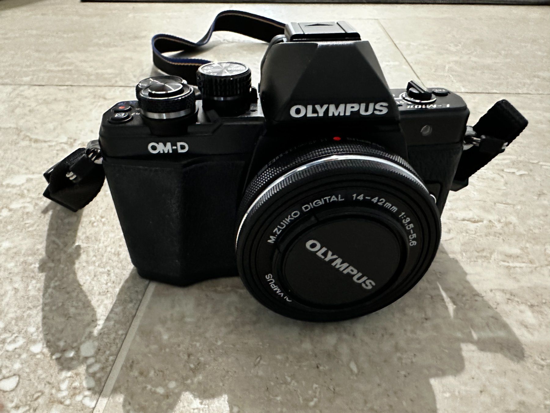 Olympus Fotocamera: Olympus OM-D E-M10 Mark II – Usato da Niederweningen venduto da Ogerber