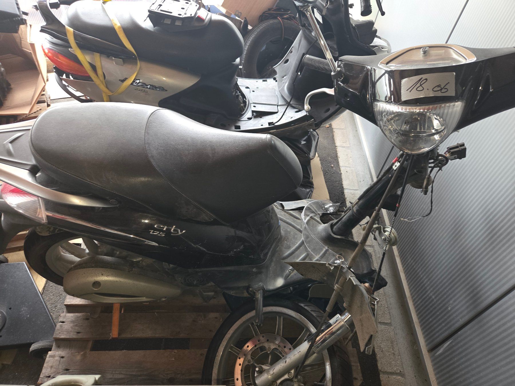 Piaggio Scooter: Unfallmotorrad Piaggio Liberty 125 – Usato da Wattwil venduto da toggi1980 3