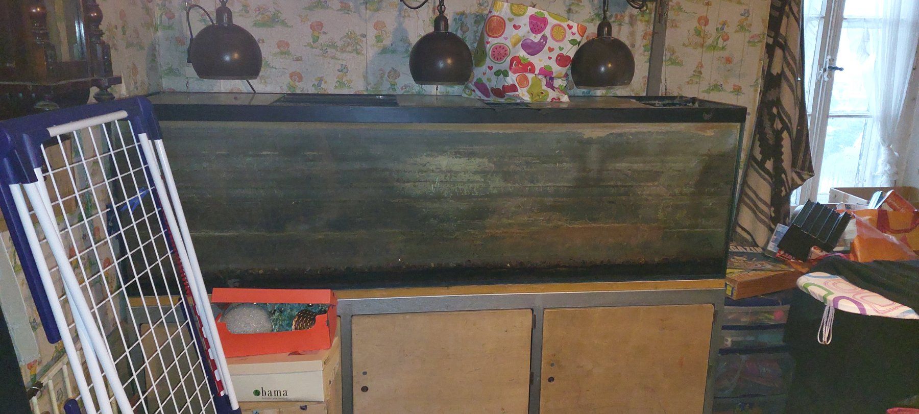 Acquari: Grosses Aquarium mit Unterschrank – Usato da Brislach venduto da ericCH 1