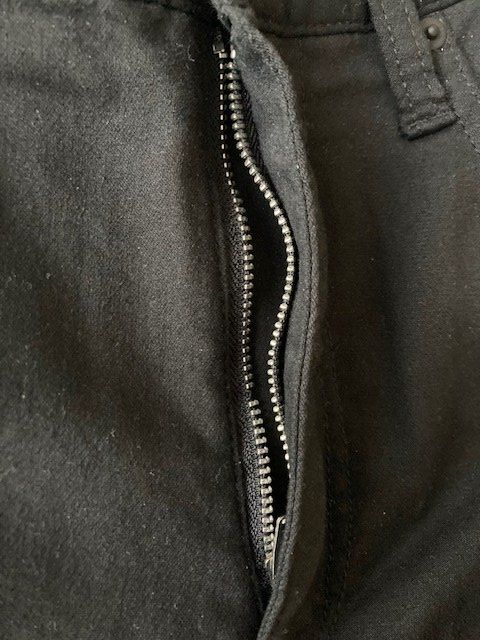 S.Oliver Hosen: Schwarze Hose von S. Oliver, 33/32 – Gebraucht aus Cham von I7I7 5