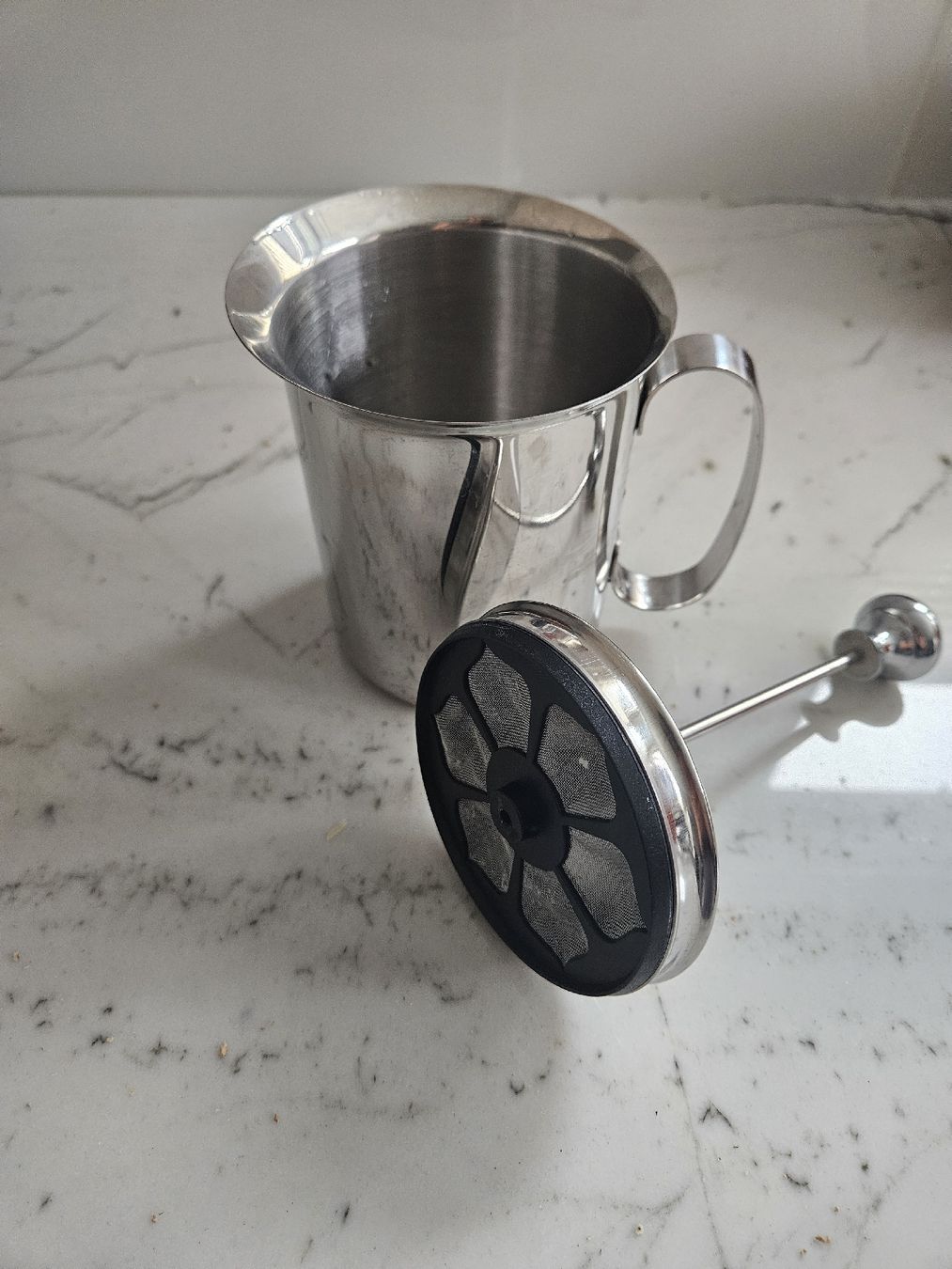 Küchengeräte: Milchaufschäumer Edelstahl oder French Press komplett – Gebraucht aus Kloten von Tacha_gb 1