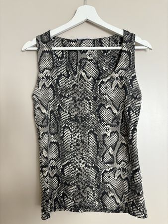 Zara Oberteil Schlangenprint Gr M 