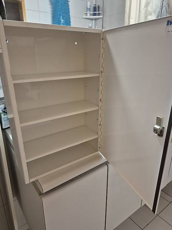 Kit di pronto soccorso: Apothekerschrank – Usato da Oberhofen Thun'see venduto da luckenbach 2