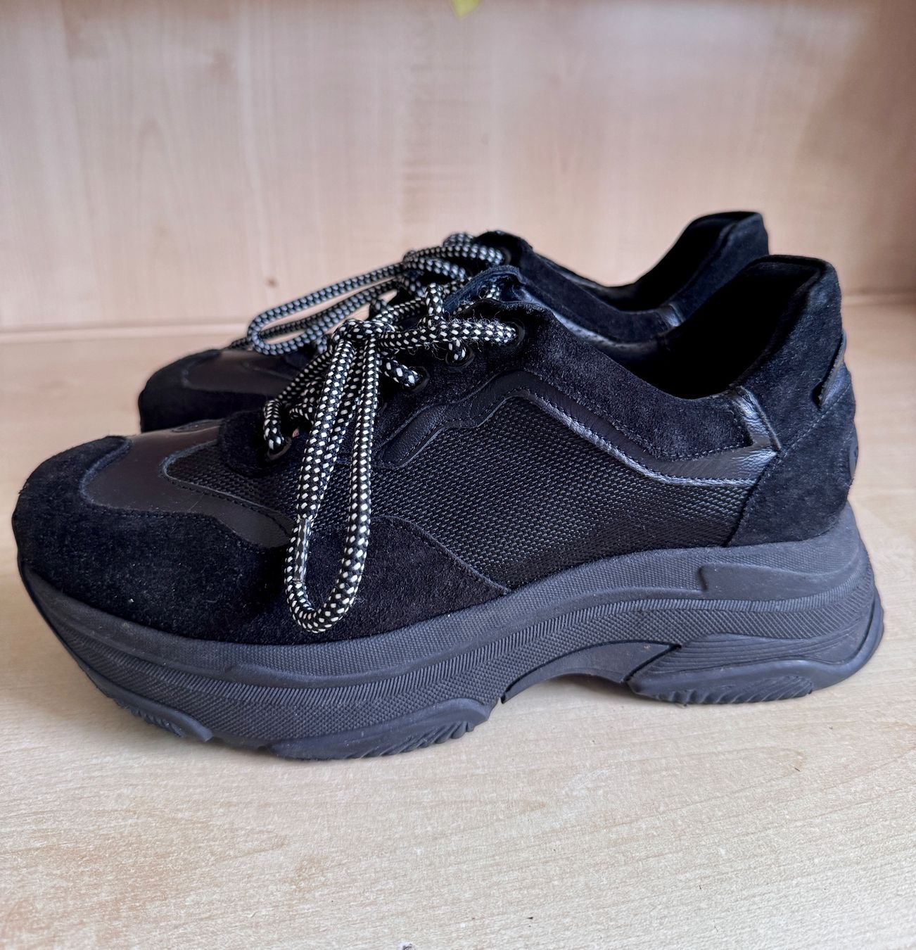 Scarpe da donna: Bronx black chunky sneakers - size 38 – Nuovo (secondo la descrizione) da Genève venduto da swissjojo