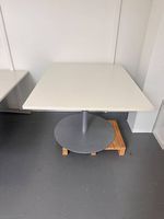 Bürotisch