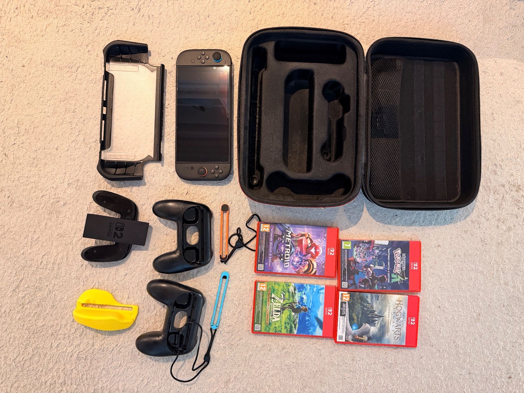 Nintendo Konsolen: Nintendo Switch 2 + 5 Jeux + Accessoires – Gebraucht aus Gurmels von ric_p89m