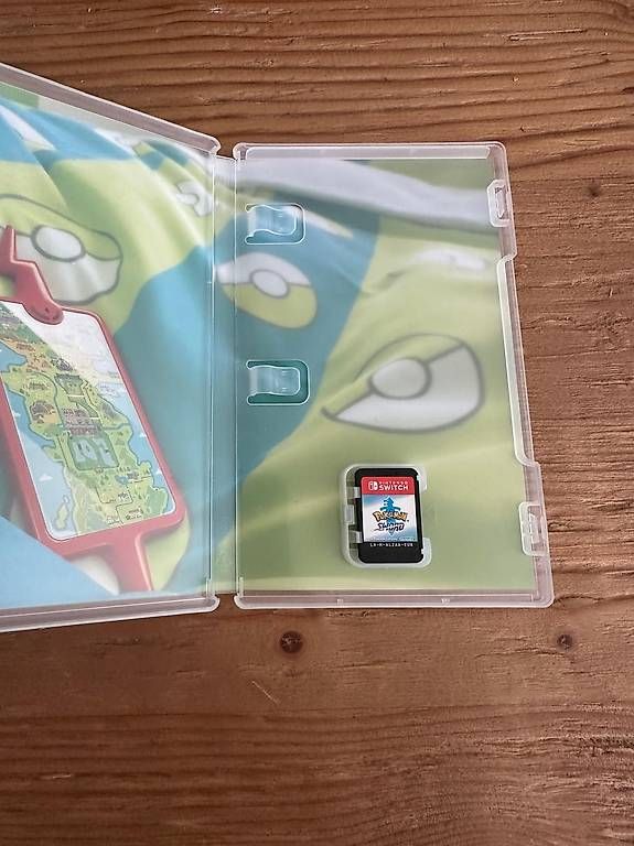 Giochi: Pokémon Schwert Nintendo Switch 1 – Usato da Münchenstein venduto da jul_r2nh 1