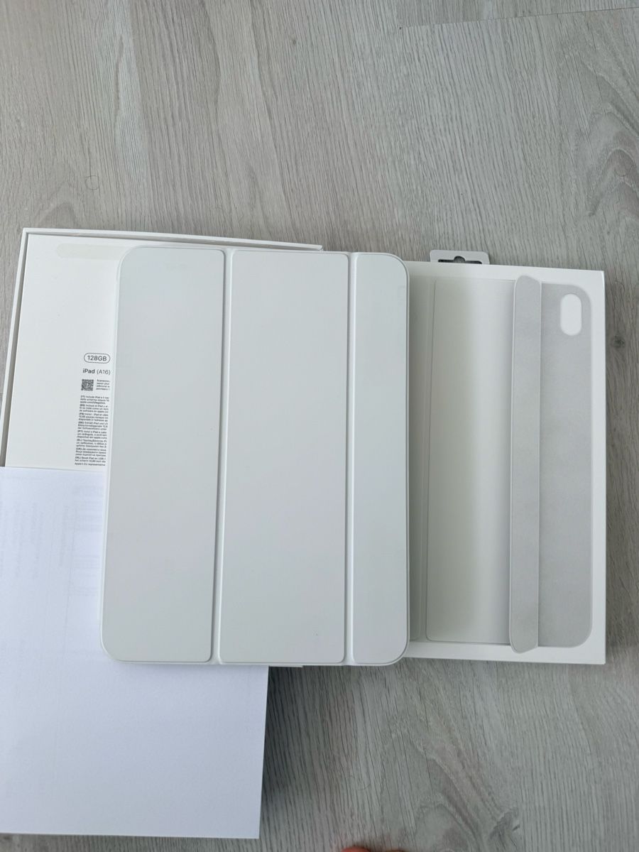 Apple Tablet PC: Ipad (A16) 128Gb mit Smart Folio – Gebraucht aus Rudolfstetten von AudioFox 2