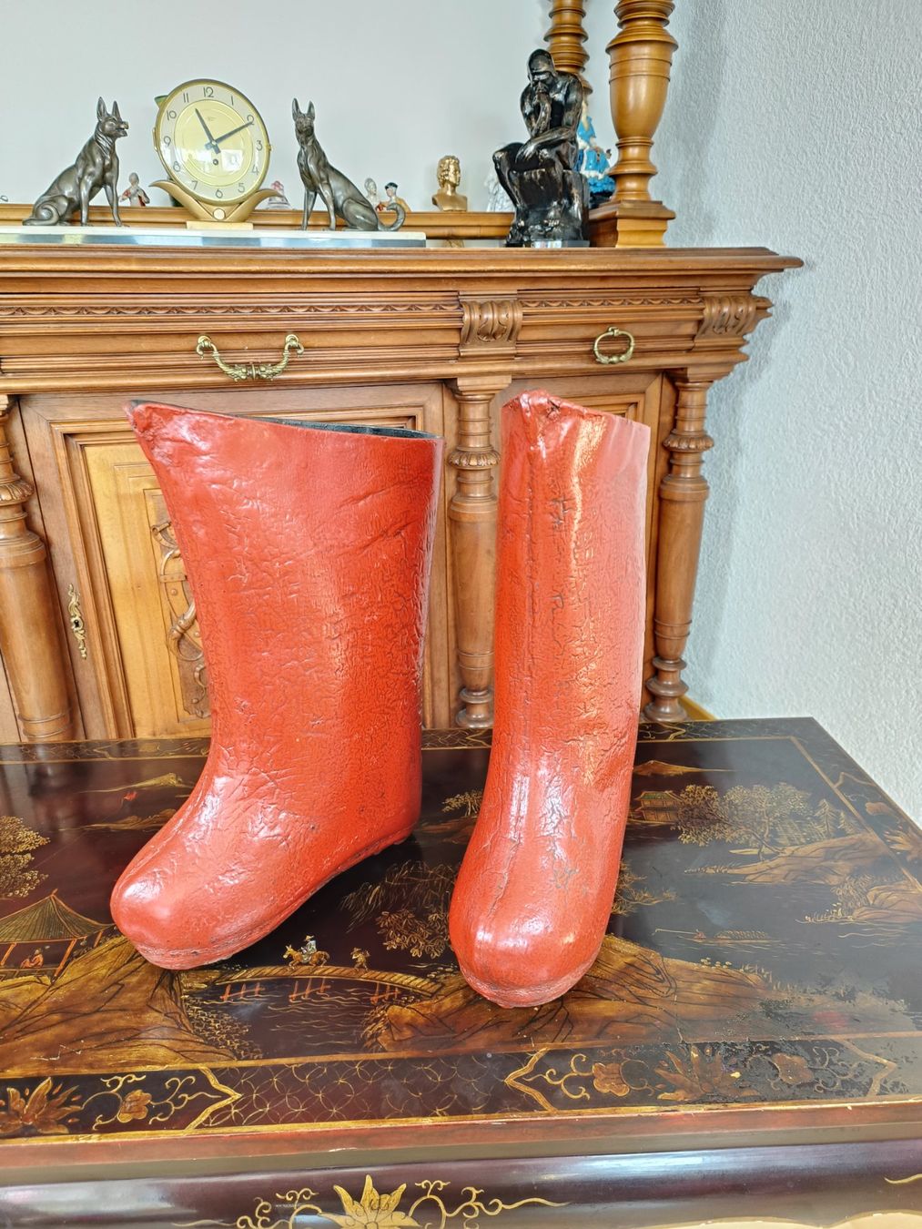 Alle Dekorationen: Chinesische Lackleder-Reisstiefel – Gebraucht aus Steffisburg von ZeitReise_