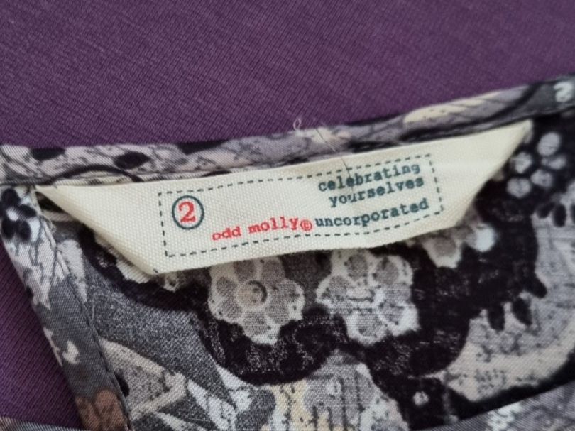 Odd Molly Kleider: Odd Molly elegantes Kleid Grösse 2 – Neu (gemäss Beschreibung) aus Wil SG von Cantus23 3