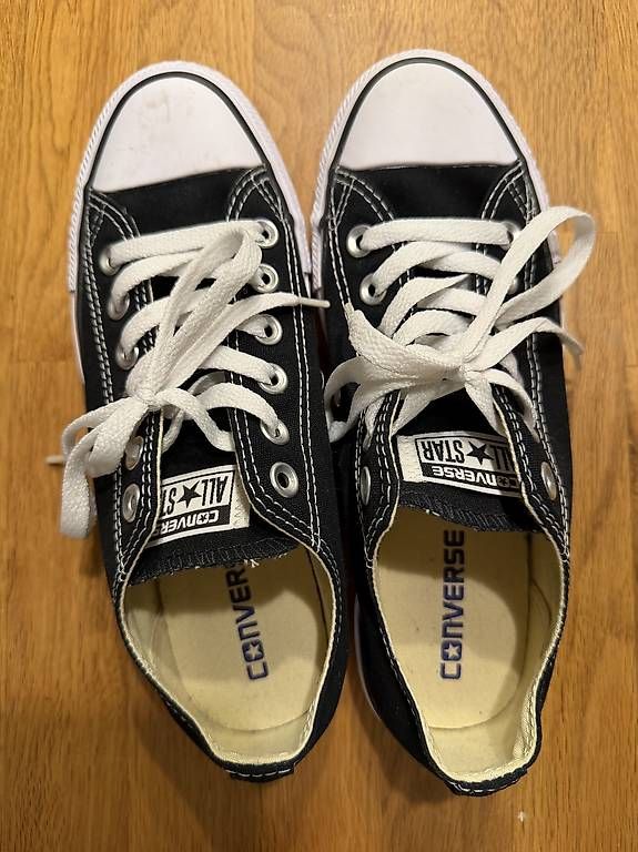 Scarpe da uomo: Converse schwarz Grösse 38 – Usato da Hagendorn venduto da Najomi
