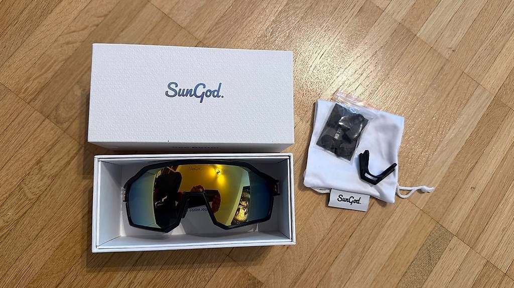 Brillen & Gläser: SunGod Velans (schwarz/gold) – Neu (gemäss Beschreibung) aus Binningen von trader76