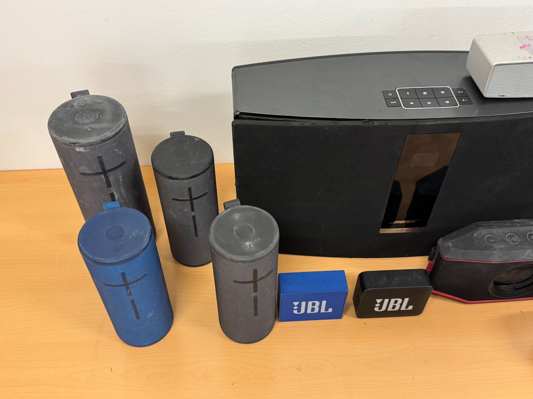Casse acustiche: Bluetooth Lautsprecher Lot – Usato da Ebmatingen venduto da Revivetrade 1