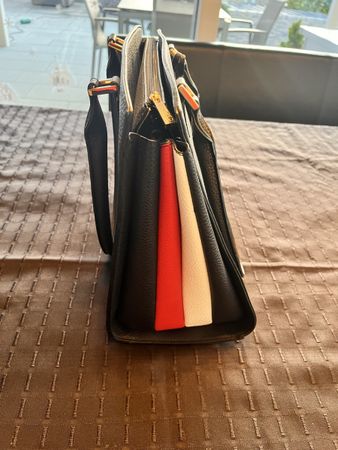 NEU: L.CREDI München Damenhandtasche Schwarz, Schultertasche