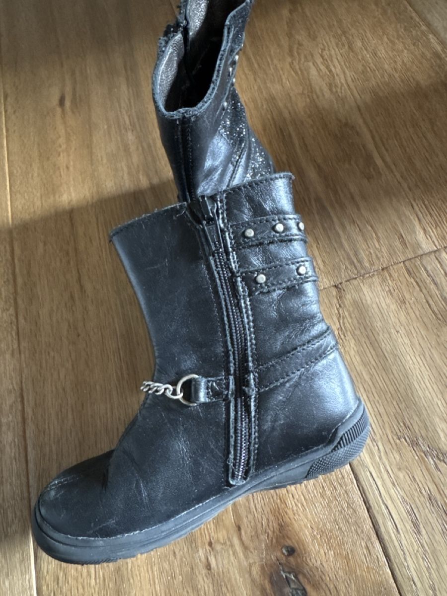 Schuhe für Mädchen: Schicke Stiefeli, Gr.24, Topzustand – Gebraucht aus St. Gallen von Venus1010 2