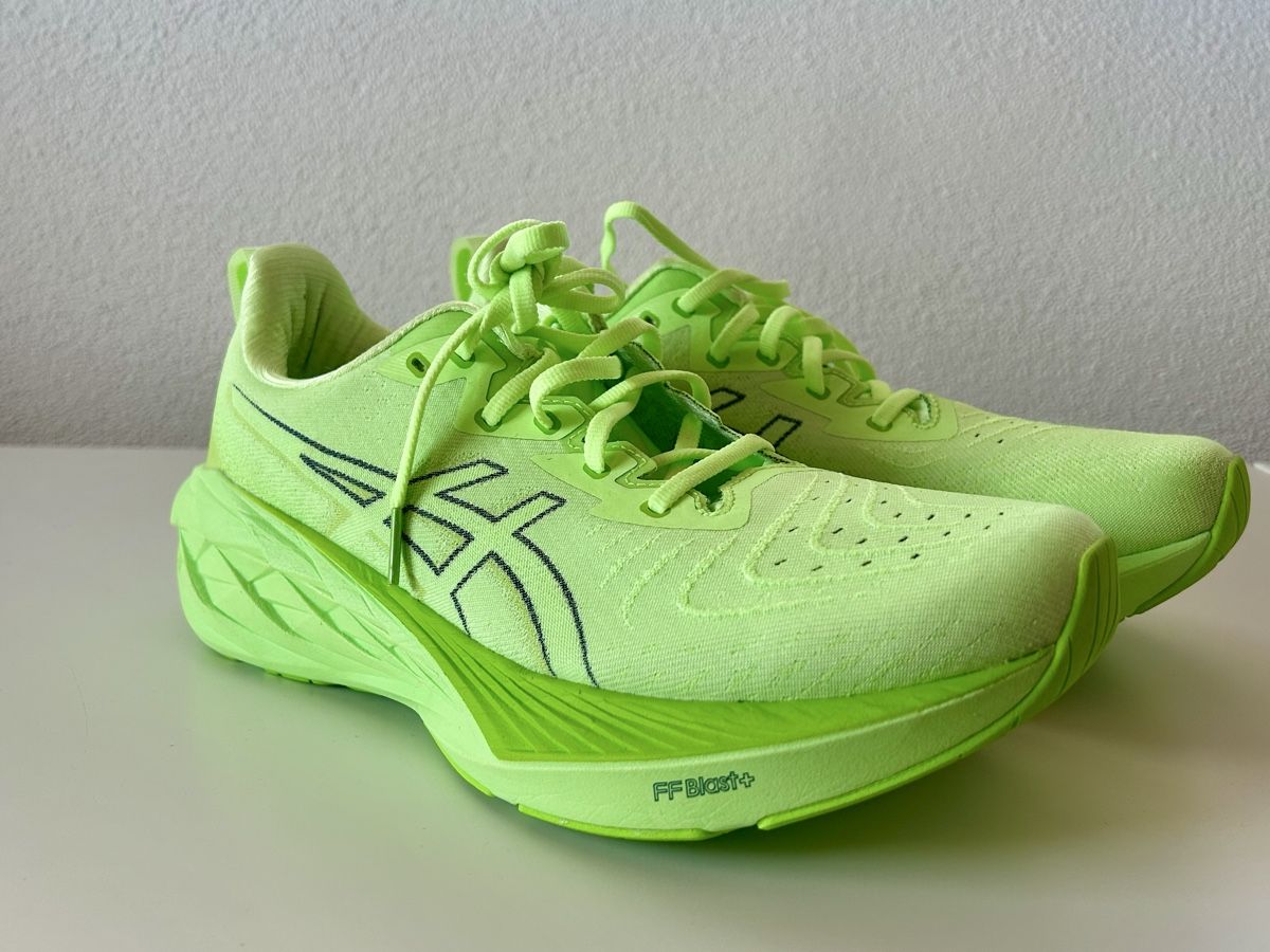 Asics Chaussures hommes: ASICS FF BLAST PLUS  – Neuf avec emballage d'origine à Wyssachen par I.P1 1