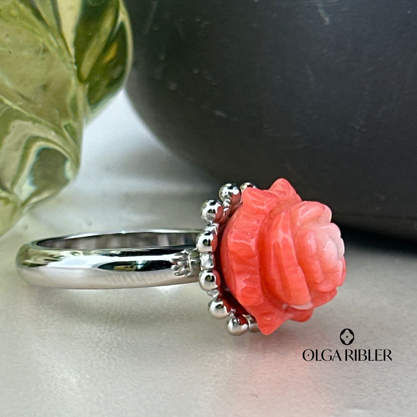Olga Ribler Anelli: Edelstahl Ring mit Coralle, Ringgrösse 61 – Nuovo (secondo la descrizione) da Luzern venduto da Schmuckoutlet