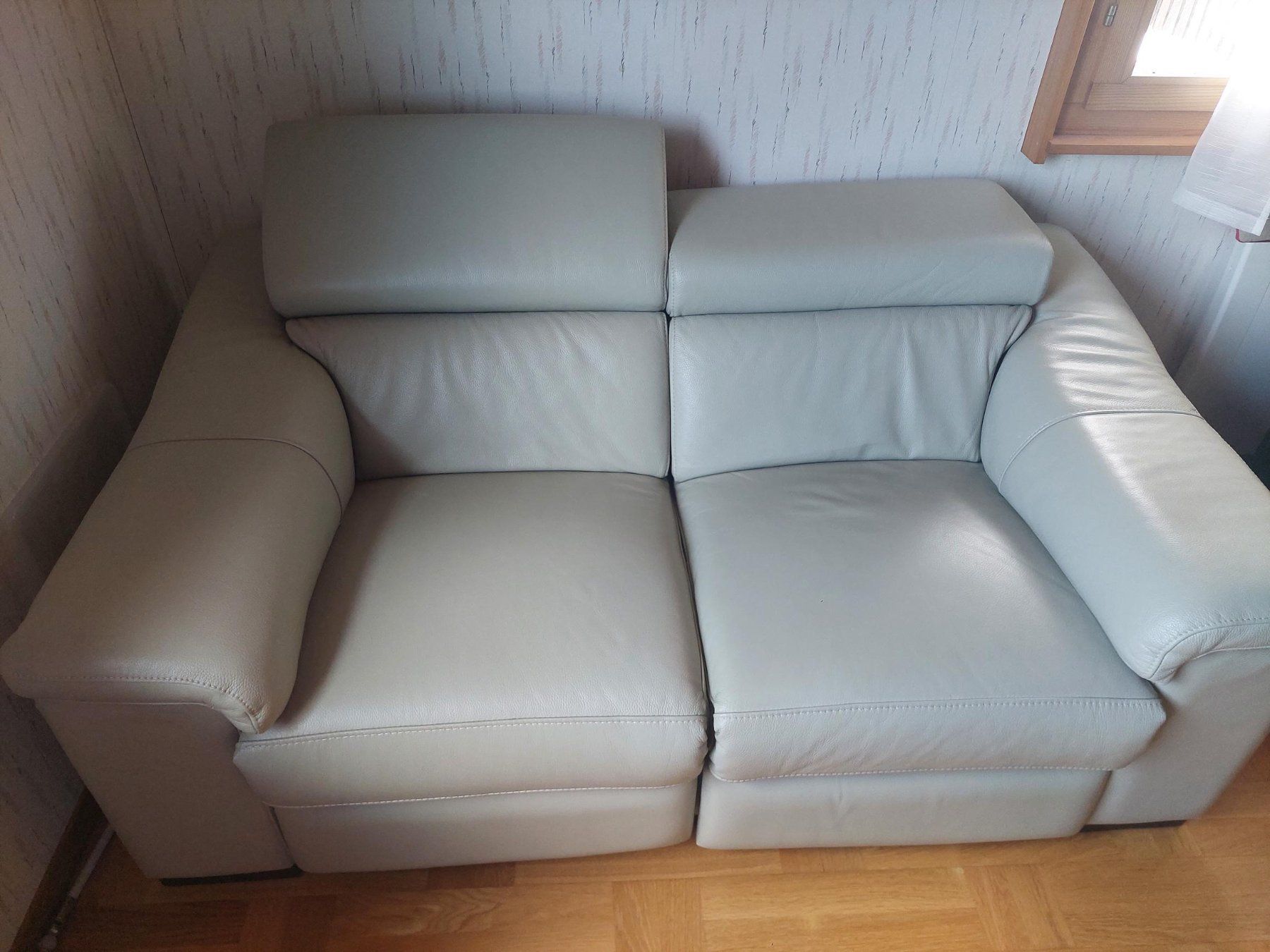 Divani: Canapé relax électrique – Nuovo (secondo la descrizione) da Genolier venduto da Ciuciu 5