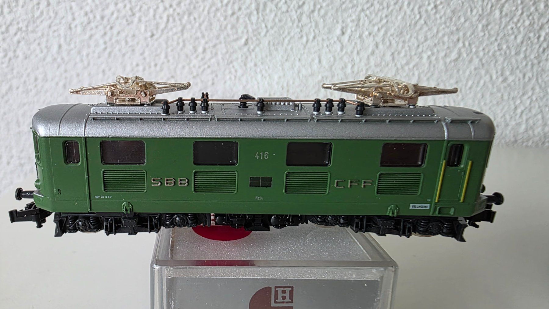 Hobbytrain Modellini di ferrovie: Re 4/4 I / Hobbytrain – Usato da Wittenbach venduto da Hase113 1