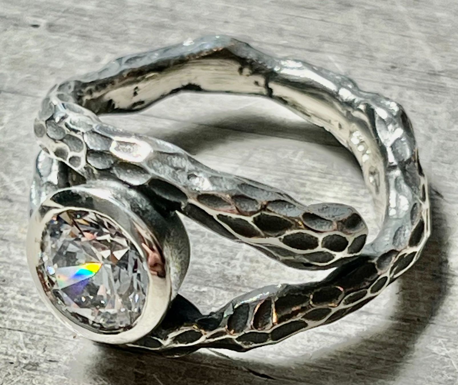 Anelli: Ring "Das Auge des Panthers" – Nuovo e nell'imballaggio originale da Jona venduto da Herzschmiede 8