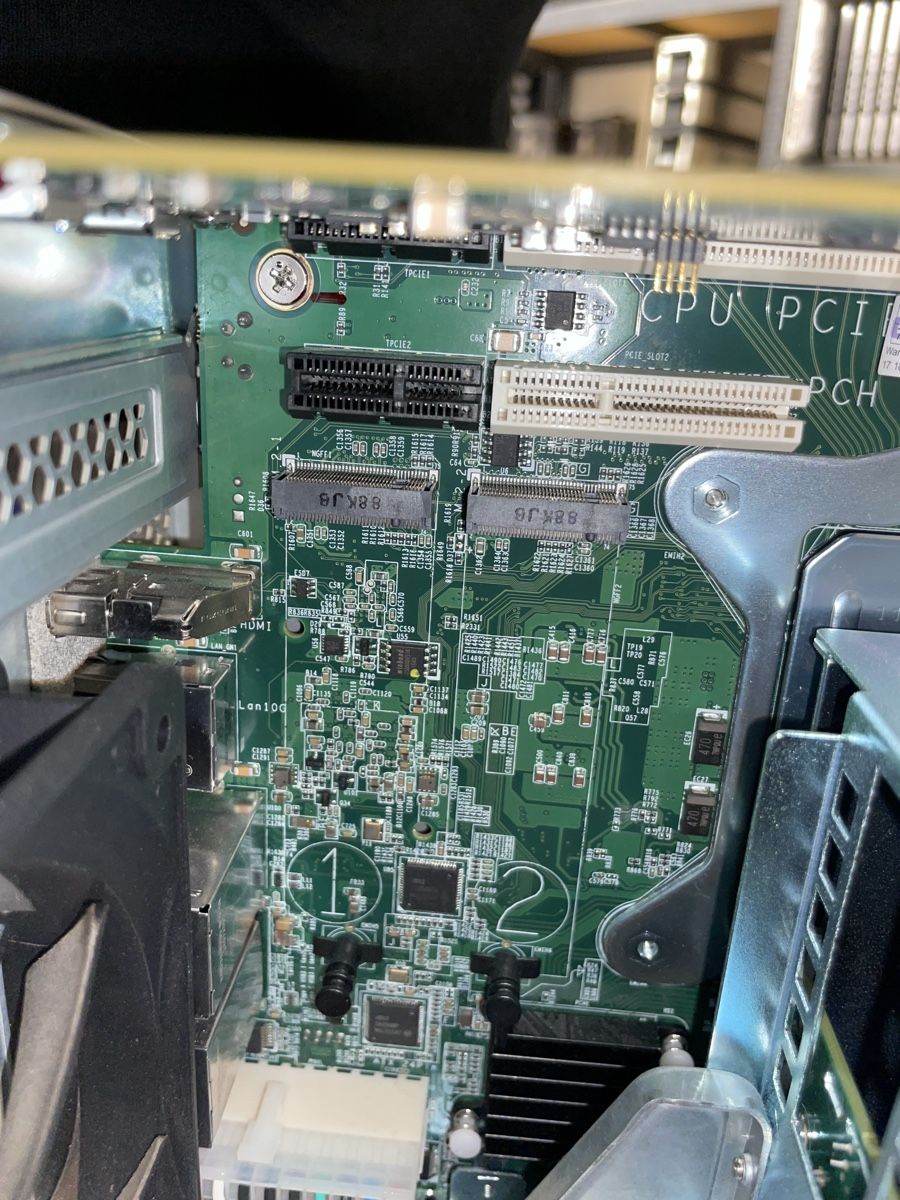 Qnap Server: QNAP TVS-x72XT – Difettoso da Abtwil SG venduto da Kueng.MultiOutlet 1