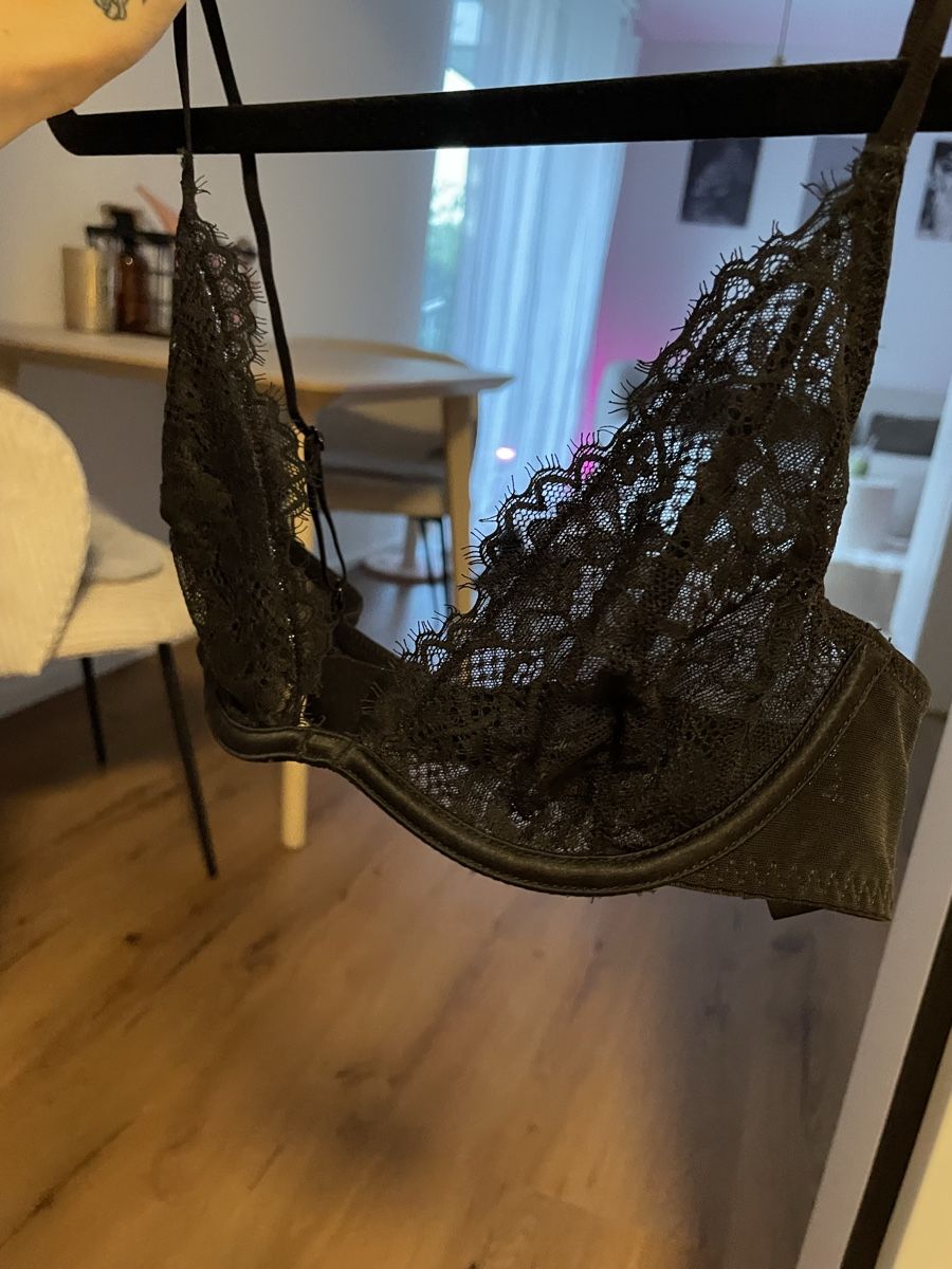 H&M Autres dessous: Spitzen BH 75a  – Neuf avec emballage d'origine à St. Gallen par web_r57v