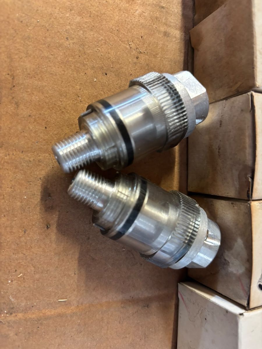 Alle Autoersatzteile: Mini Oiler 1/4“ NOS – Gebraucht aus Mörschwil von tweety9402 3