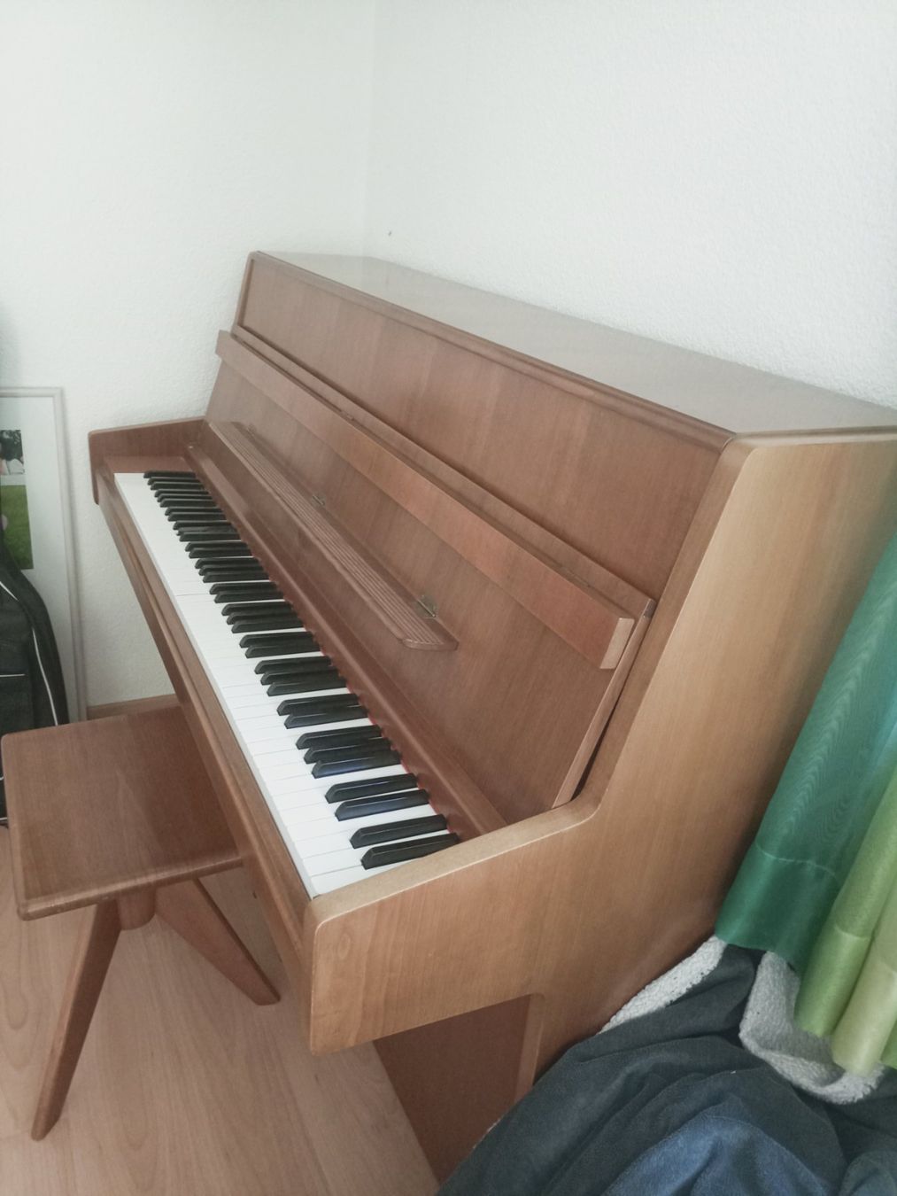 Strumenti musicali: +++SABEL+++ Klavier 100% gestimmt vor ca. 2Jahren. – Usato da Tuebach venduto da bac_7kpb