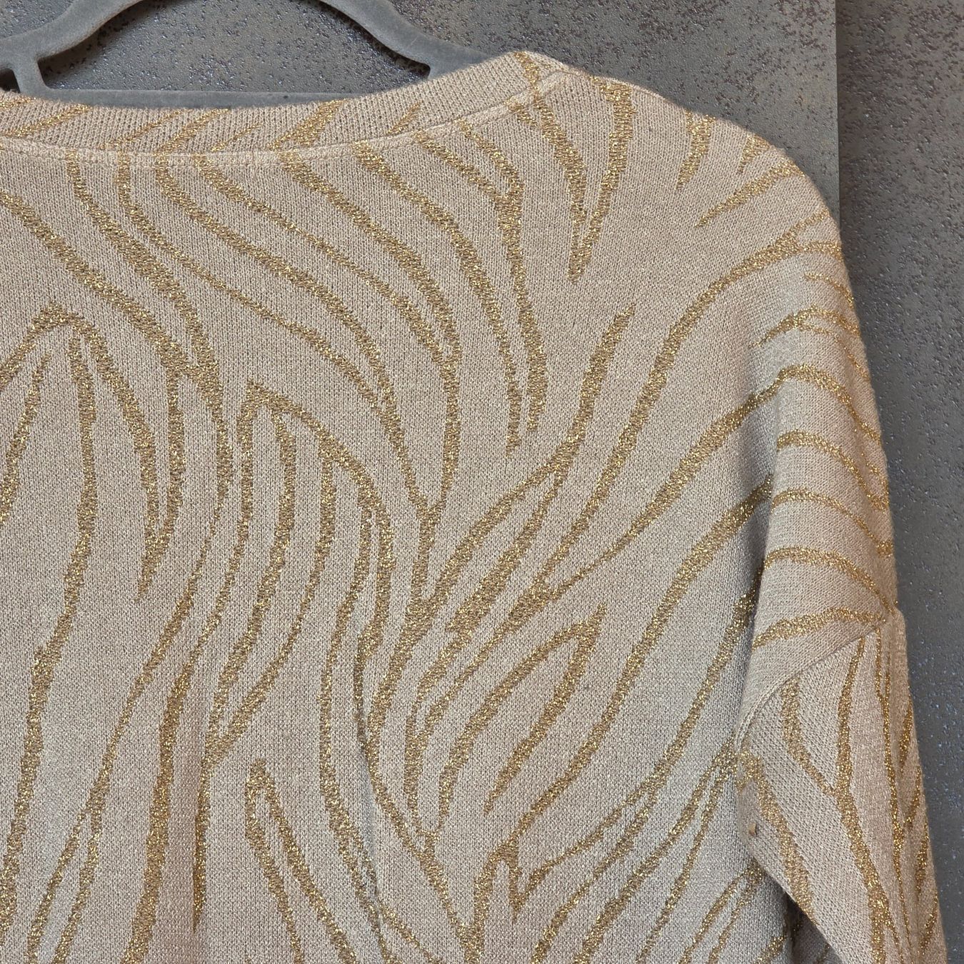 Maglioni & Felpe: 🐸 PULLOVER GOLD BEIGE SCHÖNES MUSTER – Nuovo (secondo la descrizione) da Môtier (Vully) venduto da Frogs 6