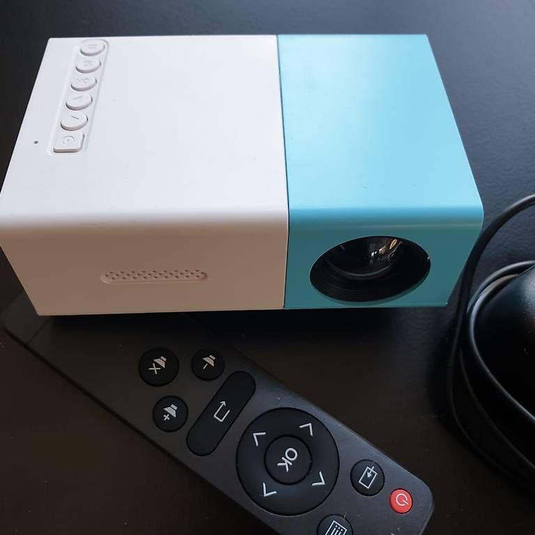 Vidéoprojecteurs: MINI LED PROJEKTOR – D'occasion à Urnäsch par Nakamotix 1