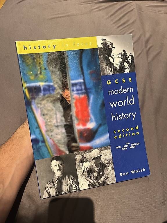 Bücher: GCSE modern world history – Gebraucht aus Wimmis von nik_7vm7 1