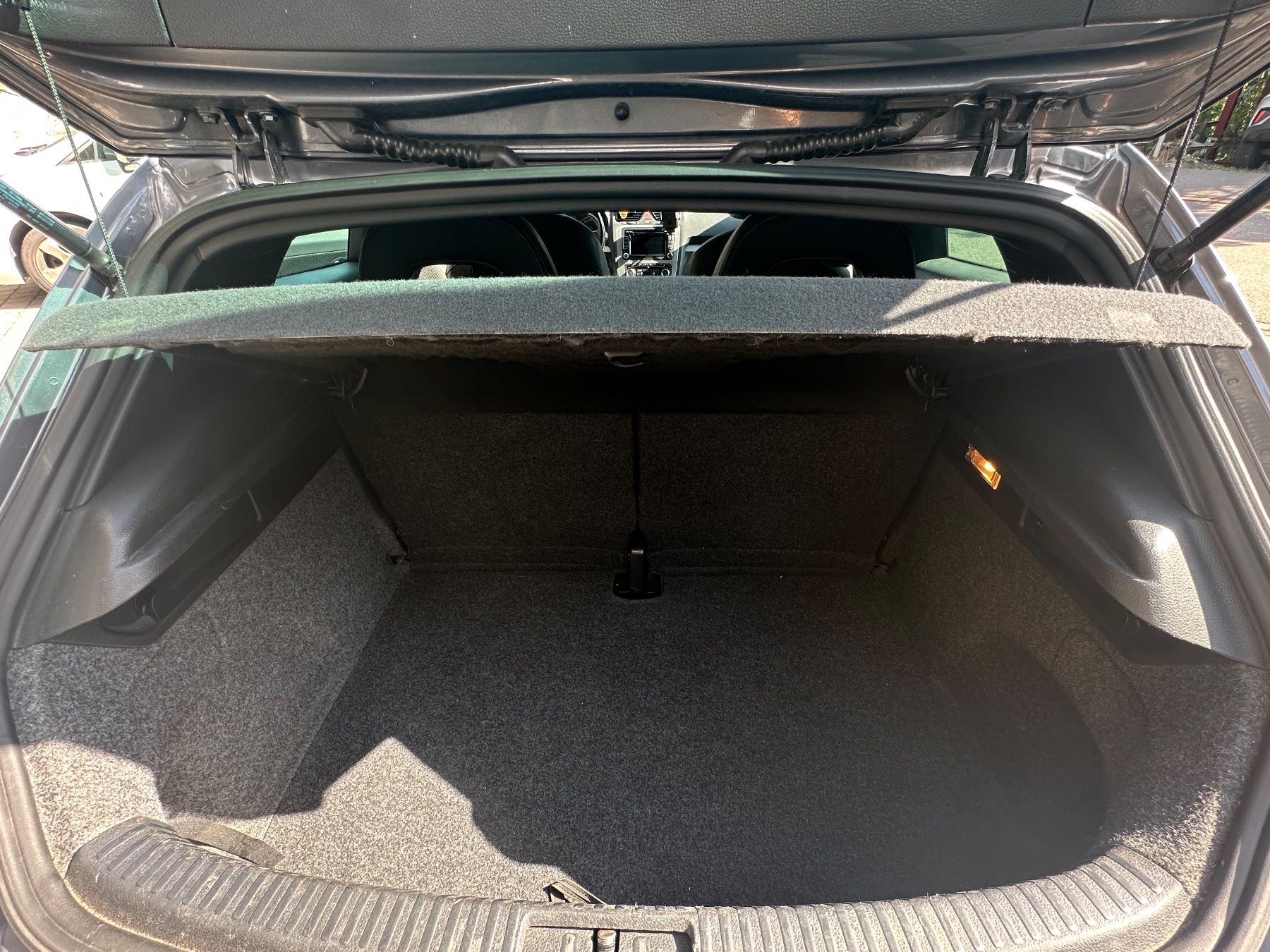 VW Automobili: VW Scirocco 1.4 TSI - Verkauf – Usato da Turbenthal venduto da Aladar 6