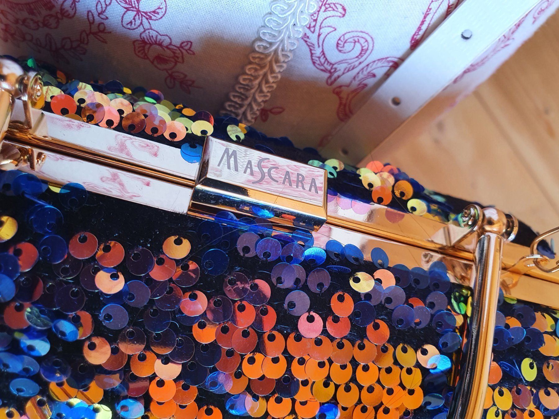 Borse da donna: Sac pochette - clutch à sequins – Nuovo (secondo la descrizione) da Corbeyrier venduto da Lalaland99 1