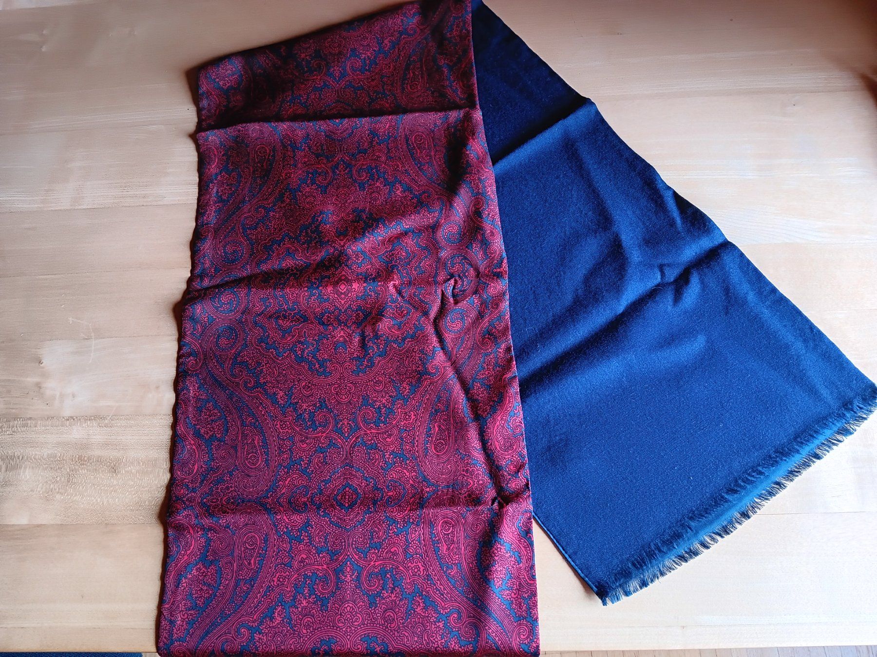 Foulard & Sciarpe: Schal aus Seide – Usato da Chur venduto da chr_b2cn 2
